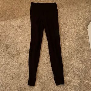 Black Leggings w/ Mesh up Sides (Has Pockets)